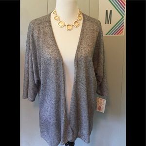 NWT LulaRoe Women’s Lindsay Cardigan Kimono Size M